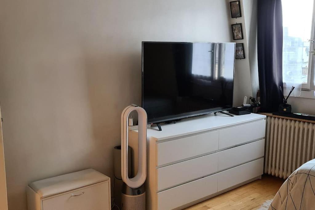 Cosy Studio In The Heart Of Paris / Marais Buitenkant foto